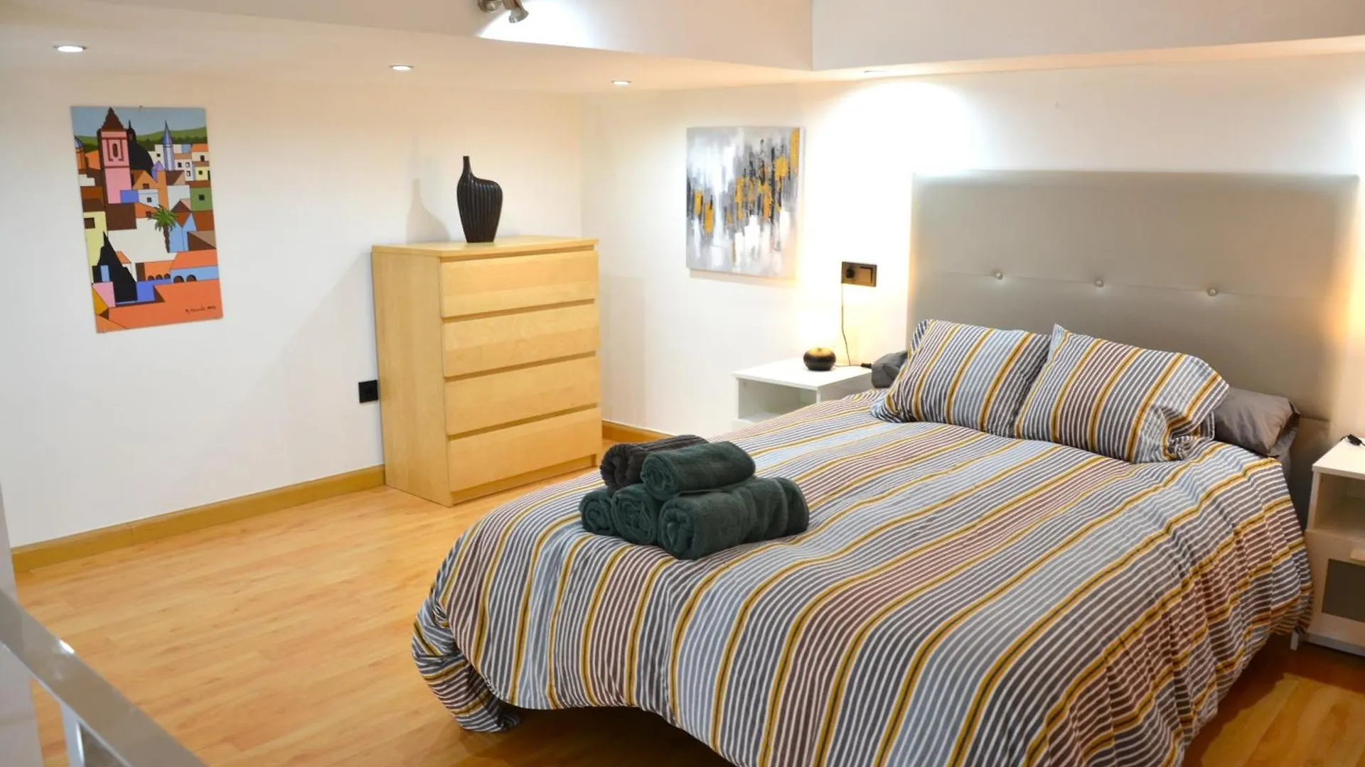 Apartment Apartamento Candalex En Malaga Spain